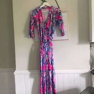 Lilly Pulitzer size large maxi wrap dress